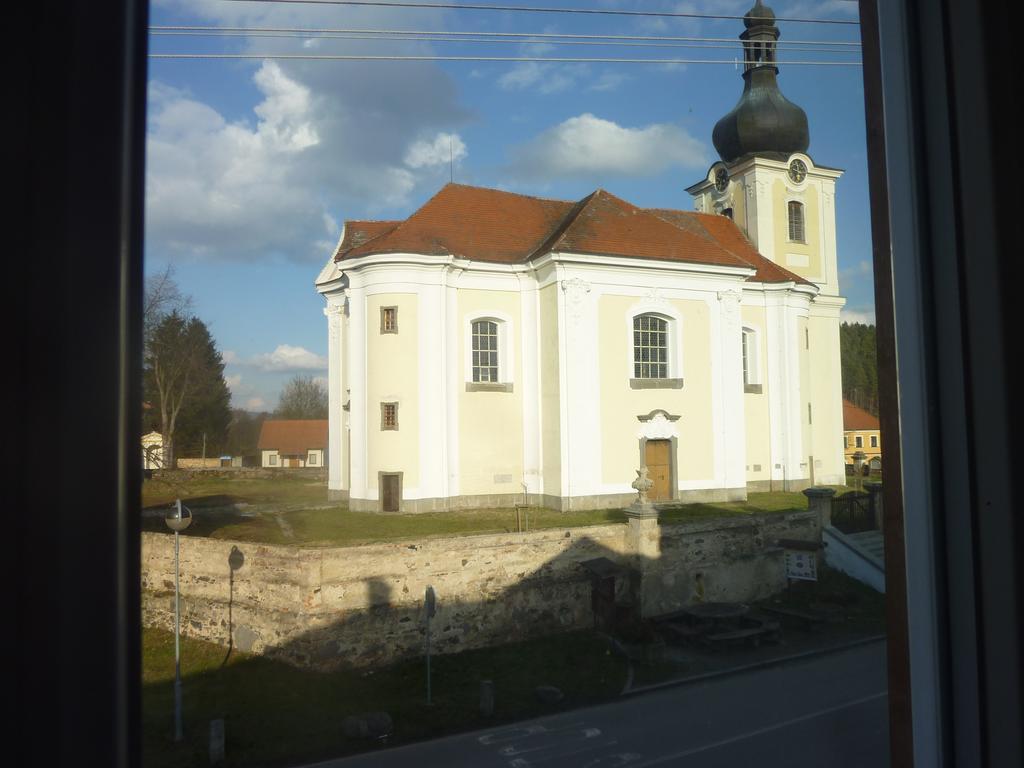 Guest House U Zlateho Jelena Žinkovy Buitenkant foto