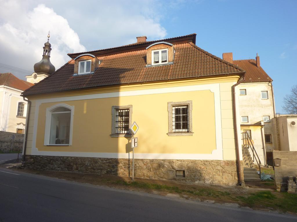 Guest House U Zlateho Jelena Žinkovy Buitenkant foto